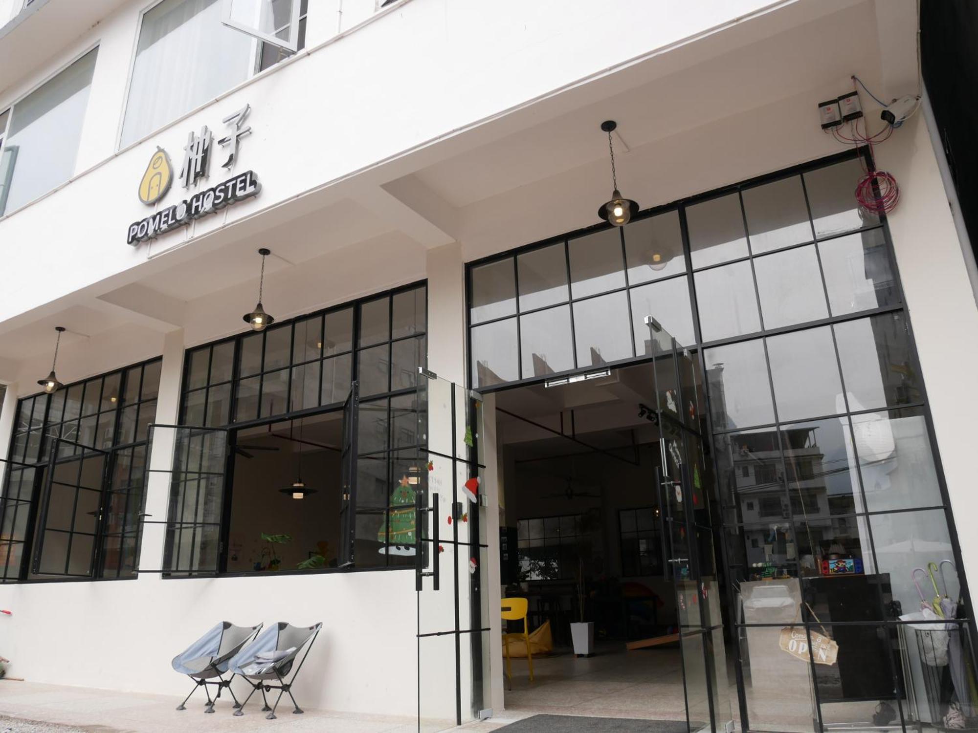Pomelo Hostel Xingping Yangshuo Eksteriør bilde